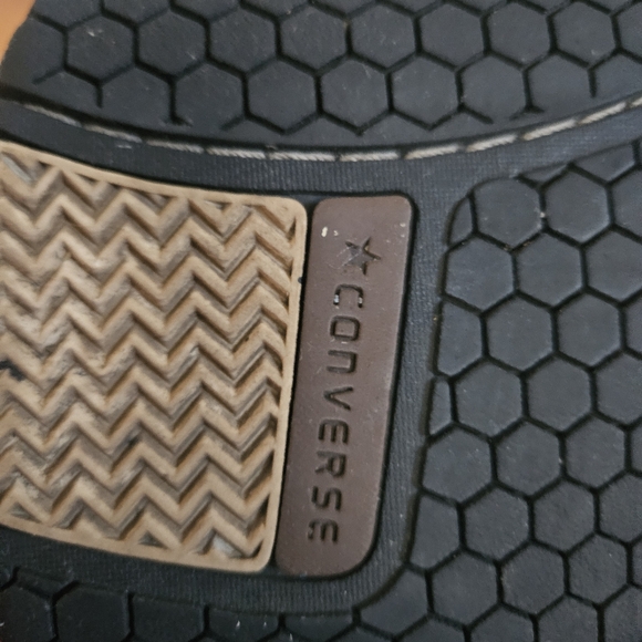 Converse Brown Leather Sneakers with White Highlights - Picture 10 of 12